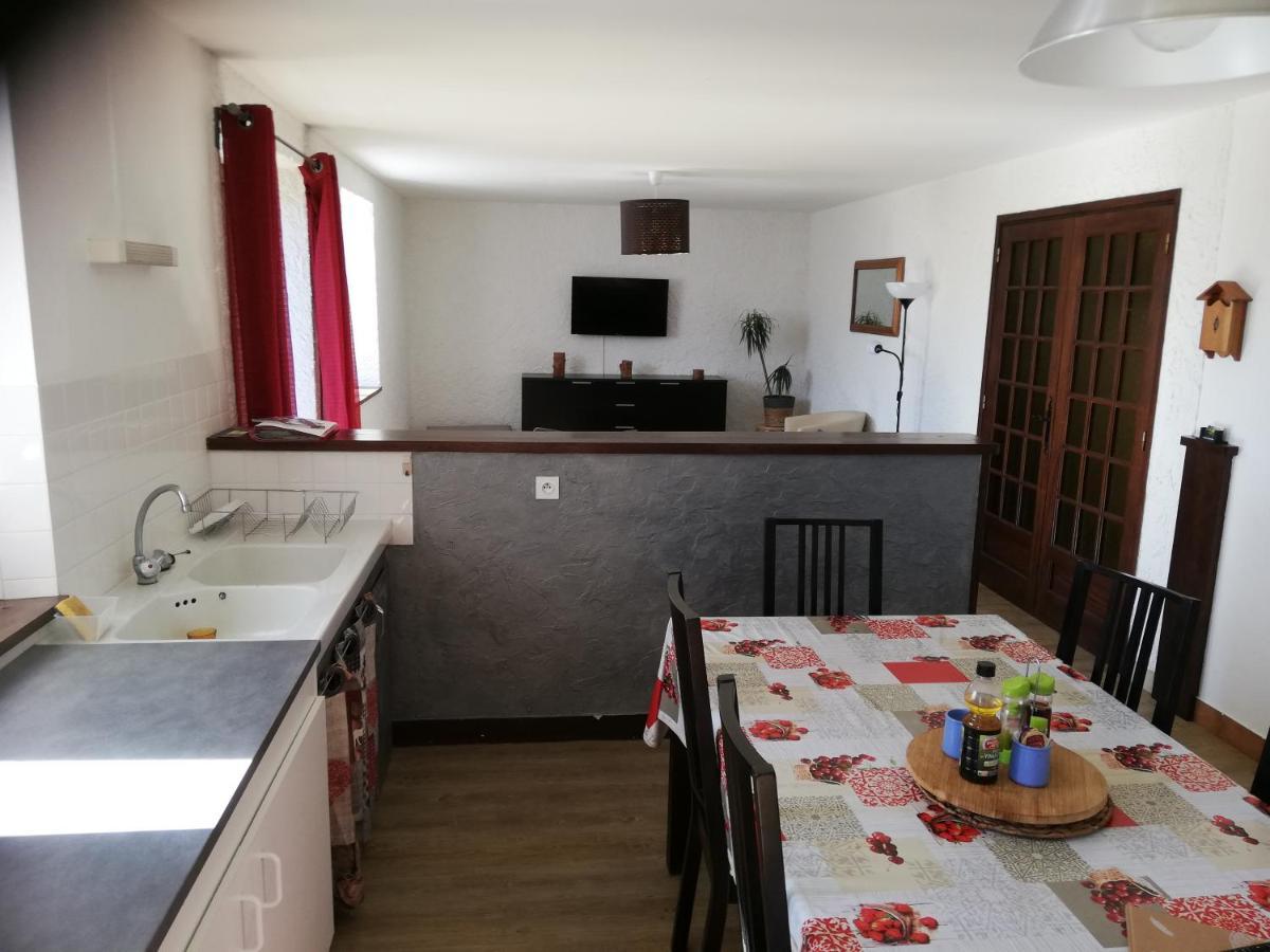 Gite Les Chaumeix Prondines Dış mekan fotoğraf