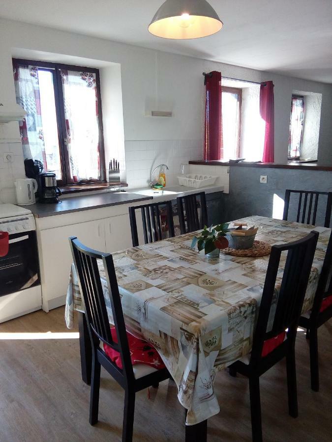 Gite Les Chaumeix Prondines Dış mekan fotoğraf